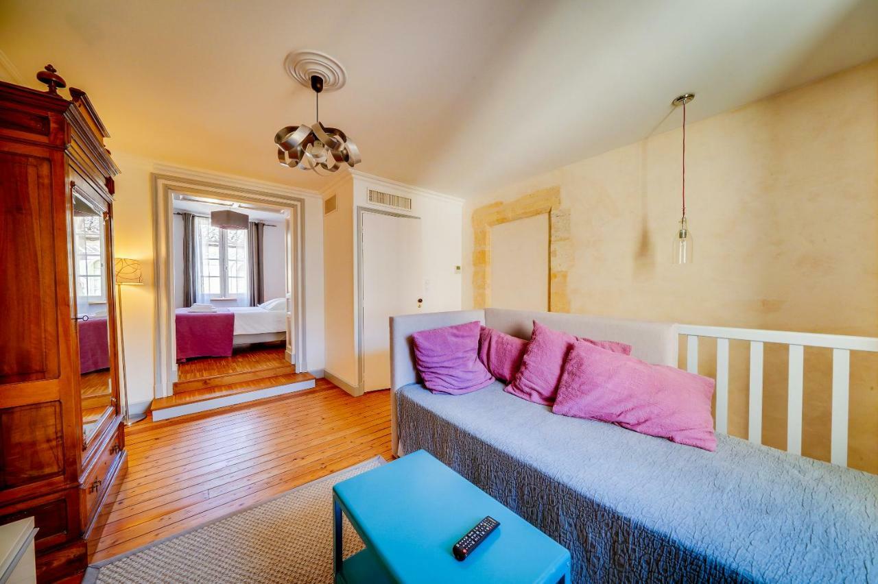 Ferienwohnung Logis Loiseau Avec Terrasse Saint-Émilion Exterior foto